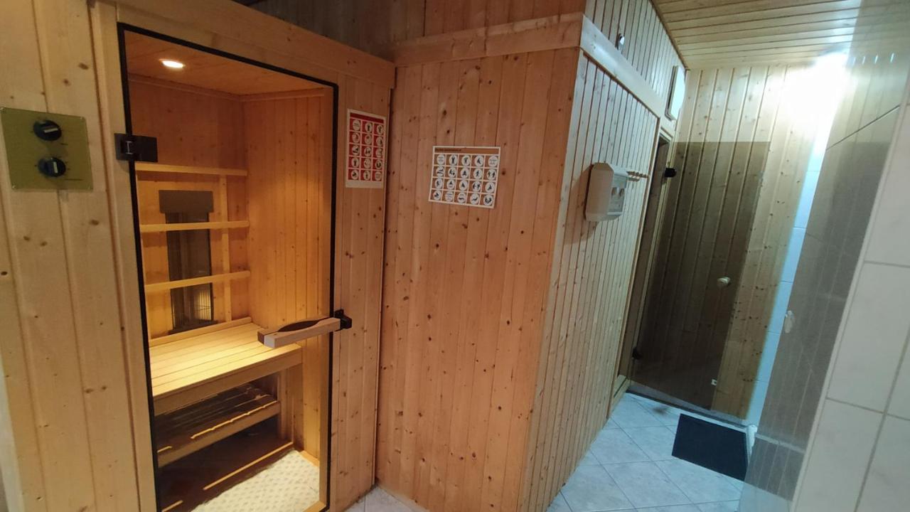 Ferienwohnung, Sauna & Gaestekarte Gratis Im Schwarzwald Baiersbronn Buitenkant foto